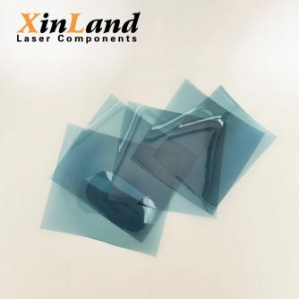 1.5mx1m OD10+ Film de protection laser pour fenêtre Nouvelle condition pour la protection des yeux pendant la coupe de soudage laser 1064nm 1070nm 1080nm